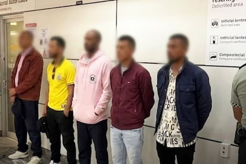 Detienen a 10 colombianos indocumentados en Guadalajara; acusan posible reclutamiento forzado