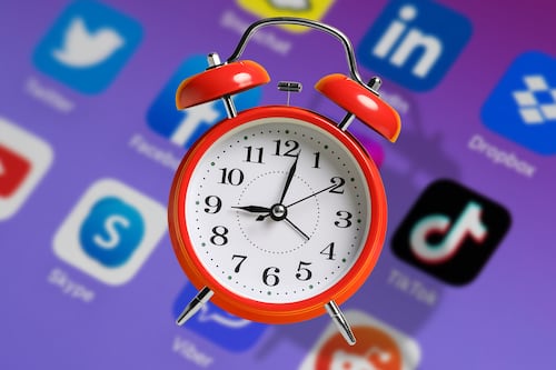 Redes sociales, a contrarreloj: ¿Cuándo deben cumplir el decreto contra contenidos violentos?