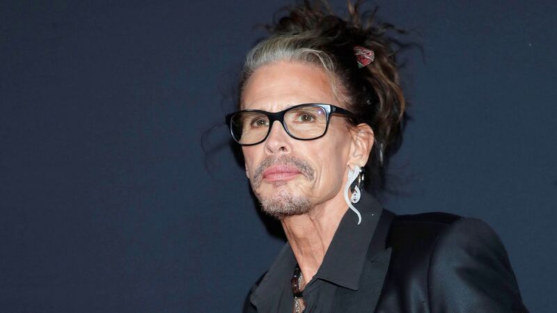Steven Tyler, cantante de Aerosmith, es acusado de abuso a menor en la década de los 70