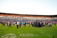 Riña en el Corregidora: Madre entrega a su hijo a la Fiscalía de Querétaro