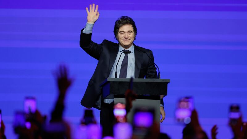 Milei declara como terrorista a un grupo mapuche; lo acusa de provocar incendios en la Patagonia