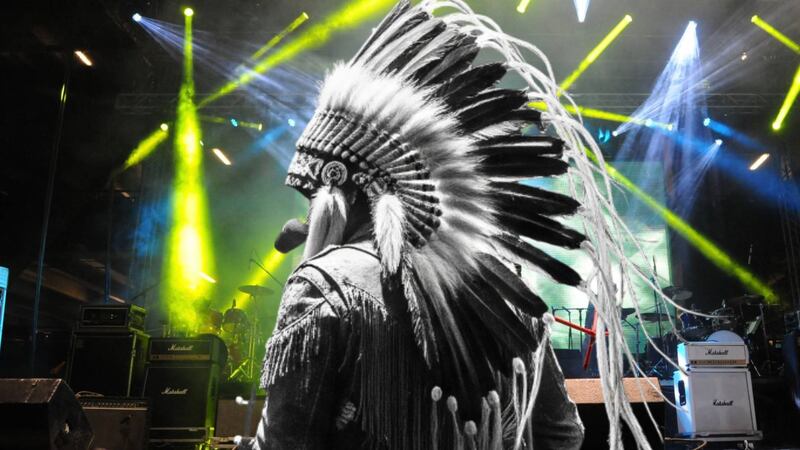 Muere ‘Guadaña Jr.’, hijo del vocalista de Grupo Bostik, en presunto ataque en estacionamiento en Edomex