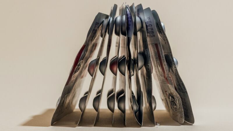 Vetan la mifepristona en EU: ¿Por qué la pastilla abortiva fue prohibida y qué tan segura es?