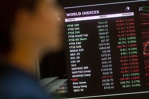 Plazas europeas repuntan al cierre por cifras económicas en zona euro