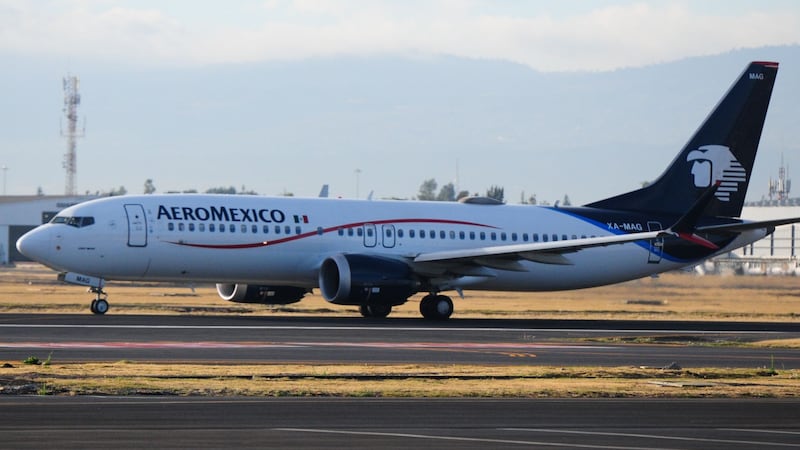 Nuevo incidente en el AICM: Vuelo de Aeroméxico aborta despegue por invasión de avión en la pista