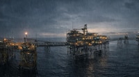 ¿Más problemas para envíos a México? ‘Isaías’ amenaza producción de petróleo y gas de EU