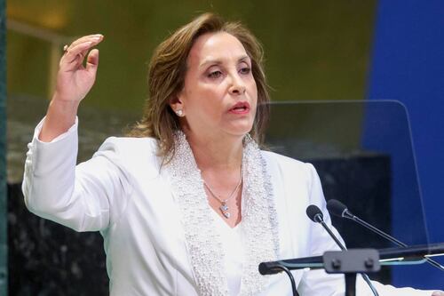 ¿Dina Boluarte planea huir de Perú? Congreso la convoca para un proceso de destitución exprés