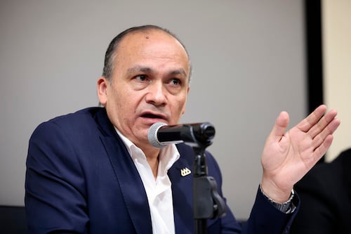 México pide a EU ‘bajarle dos rayitas’ por brote de ciclosporiasis: ‘No generemos especulaciones’