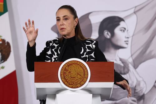 Sheinbaum contradice a EU: ‘No hay informes de drones de cárteles en la frontera’