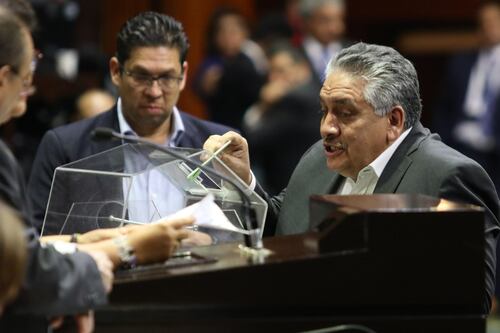 Perredistas, por cambiar el nombre del partido