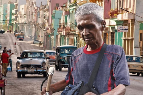 ¿Qué es la neuropatía óptica, la ‘epidemia’ que cegó a miles de cubanos en la crisis energética de los 90?