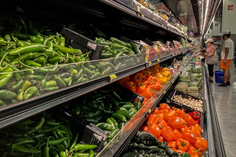 Canasta básica sube 13.34 pesos y ‘ahorca’ bolsillo de mexicanos: ¿Qué alimentos aumentaron de precio?