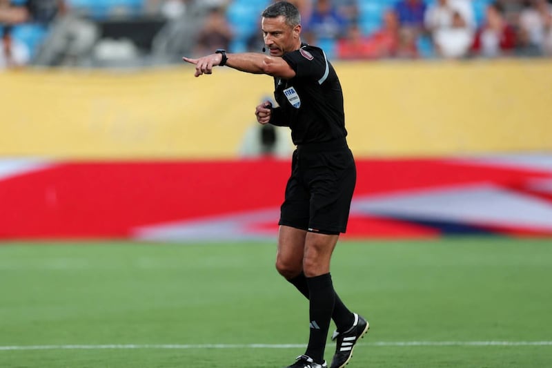¡Listo el árbitro para el México vs. Ecuador! ¿Quién es Slavko Vinčić, réferi que pitó una final de Champions?