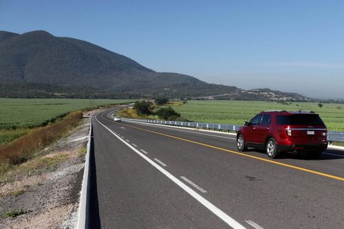 SCT simplifica trámites en licitación de obra carretera