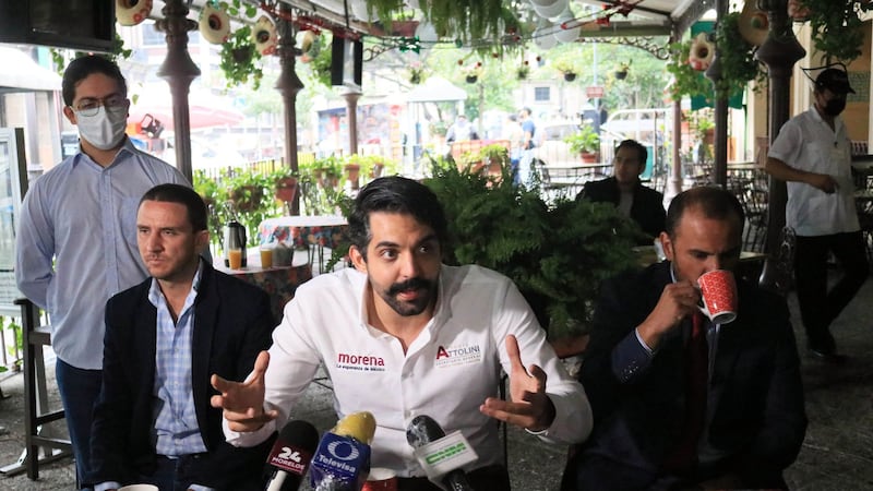 Atollini reconoce derrota en Coahuila y evoca a AMLO