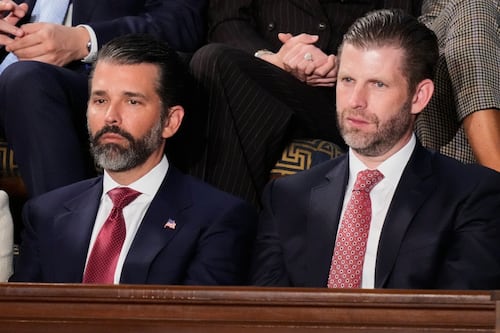 Empresa de artes marciales ligada a Trump Jr. busca entrenar al Ejército de EU: ‘Combina boxeo y lucha’