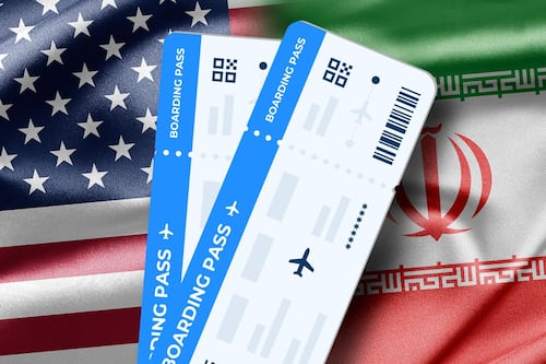 Advierten expertos que precios de boletos de avión subirán por la guerra en Irán