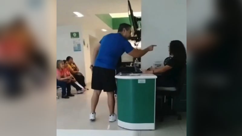 Hombre amenaza de muerte a trabajadora del IMSS: ‘A la próxima te meto en una bolsa de basura’