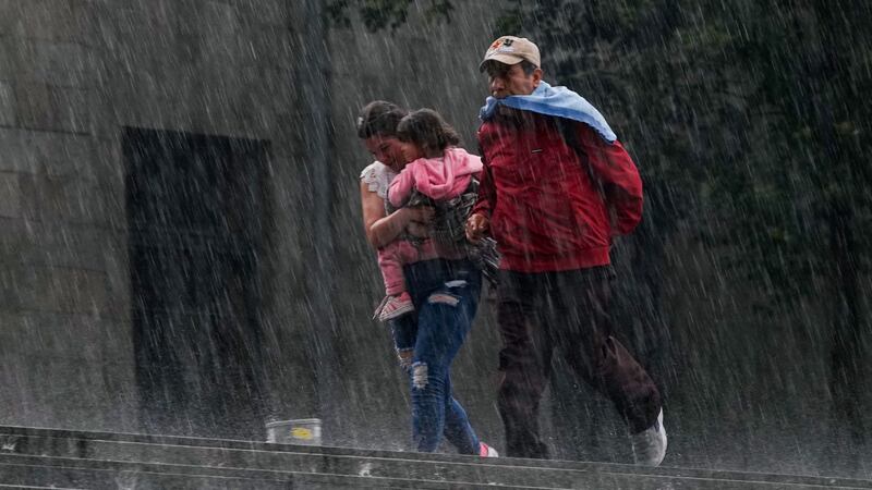 Por el huracán ‘Erick’: Lluvias en CDMX y Edomex serán fuertes y con granizo