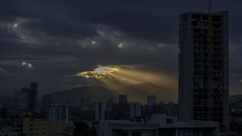 Verano ‘caliente’ y ahorrativo: CFE promete un recibo de la luz más barato