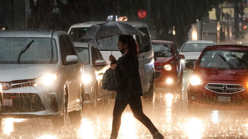 ¿Viernes de caos vial por lluvias en CDMX? Este es el pronóstico del clima para hoy