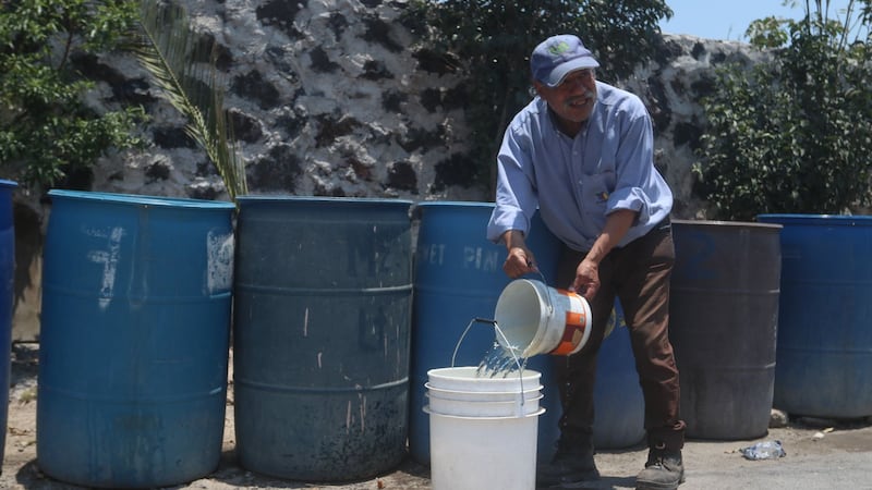 Agua turbia en Guadalajara: Proponen exentar del pago a familias afectadas