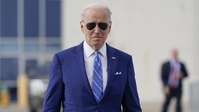 Biden anuncia 800 mdd más en ayuda militar para Ucrania