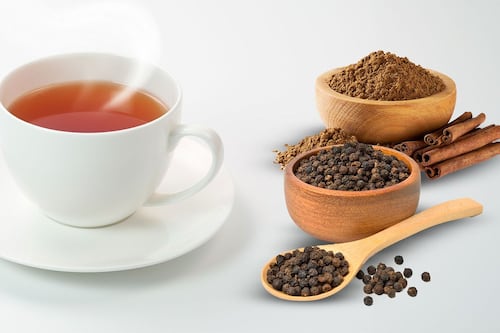 ¿Para qué sirve el té de canela con pimienta?