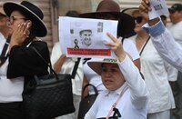 Mexicanos reprueban investigaciones del Gobierno por asesinato de Carlos Manzo, alcalde de Uruapan