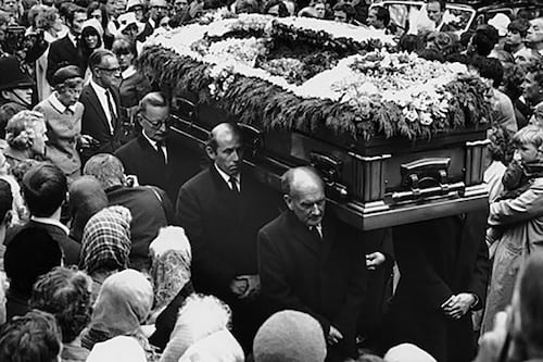 Canto general a Pablo Neruda