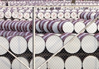 Crisis en Medio Oriente: Guerra de EU con Irán dispara hasta 9% el precio del petróleo