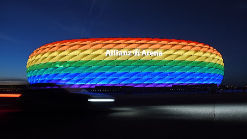 UEFA niega a Alemania pintar el Allianz Arena con colores de la comunidad LGBT+
