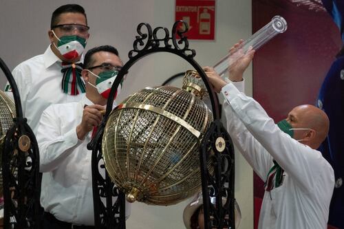 ¿Cómo y a qué hora puedo ver la #AMLORifa 2.0?