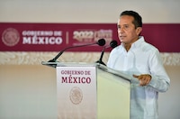 ¿AMLO tendrá otro gobernador en su Gobierno? Esto dijo sobre Carlos Joaquín González de Quintana Roo