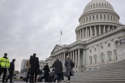 ¿Testigos o no testigos? La pregunta que puede decidir el final del 'impeachment' de Trump