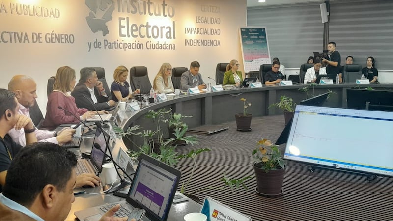 Sujetos armados se roban paquetes electorales de Pihuamo, Jalisco