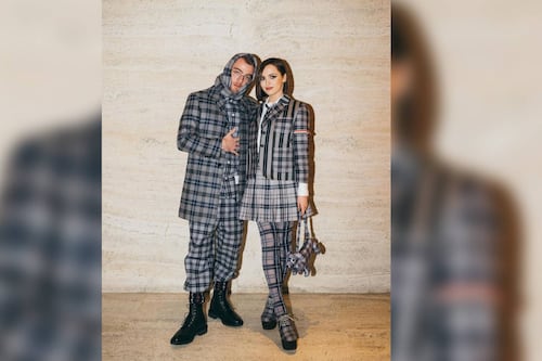 ‘Fexi’ en Nueva York: Angus Cloud y Maude Apatow visten outfits coordinados de Thom Browne