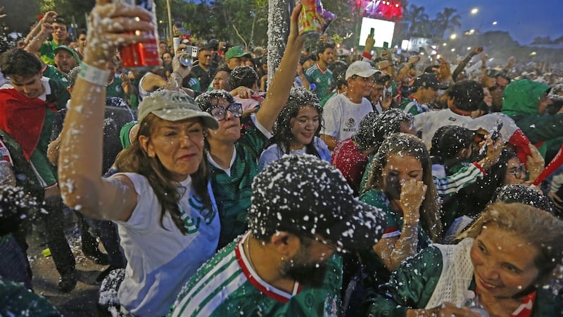 ‘Ley Seca es insuficiente’: ONGs piden medidas vs. el alcohol tras muertes en festejos del Mundial