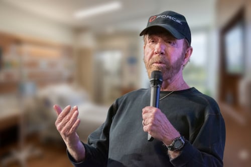 Fallece Chuck Norris: El mito de los dos infartos que habría sobrevivido en menos de una hora