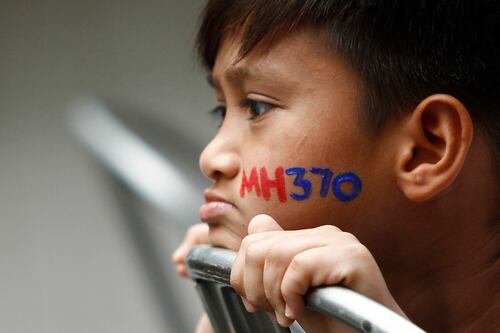 Jefe de aviación civil de Malasia renuncia por fallos en MH370