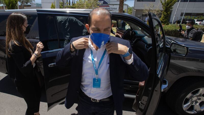 PAN busca renuncia de Marcelo Ebrard, Claudia Sheinbaum y Mario Delgado por desplome en Línea 12