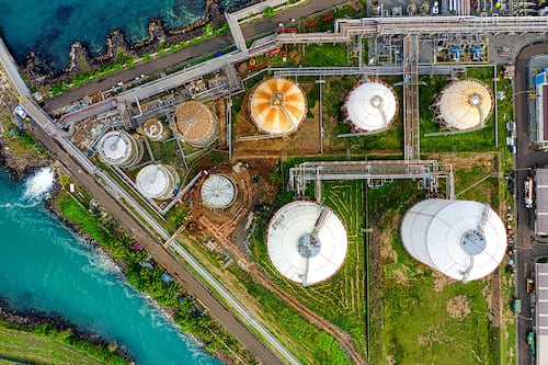 La guerra puede fortalecer el pasado, o también acelerar el futuro