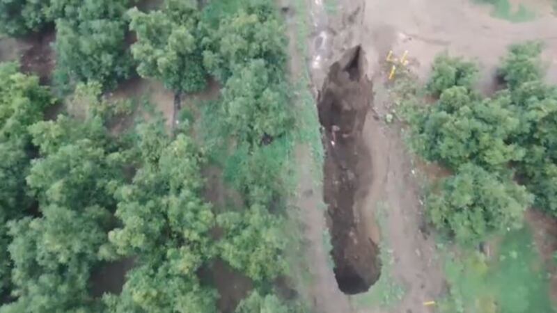 ¿’Epidemia’ de socavones? Ahora surgen dos al sur de Jalisco