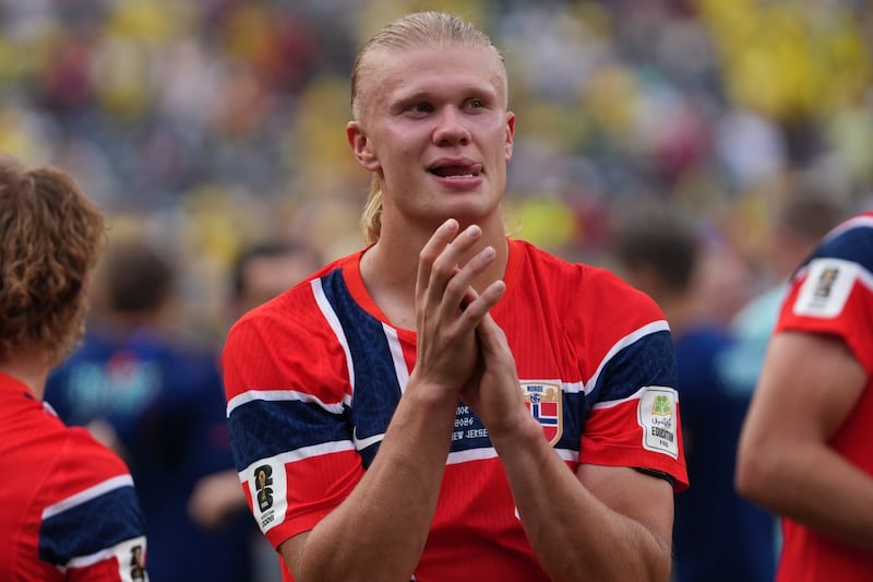 ¿Quiénes son los papás deportistas de Erling Haaland, la estrella del Mundial 2026?