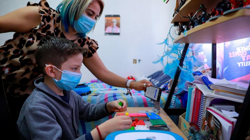 Alumnos en México arrastran rezago de hasta cinco ciclos escolares tras la pandemia de COVID