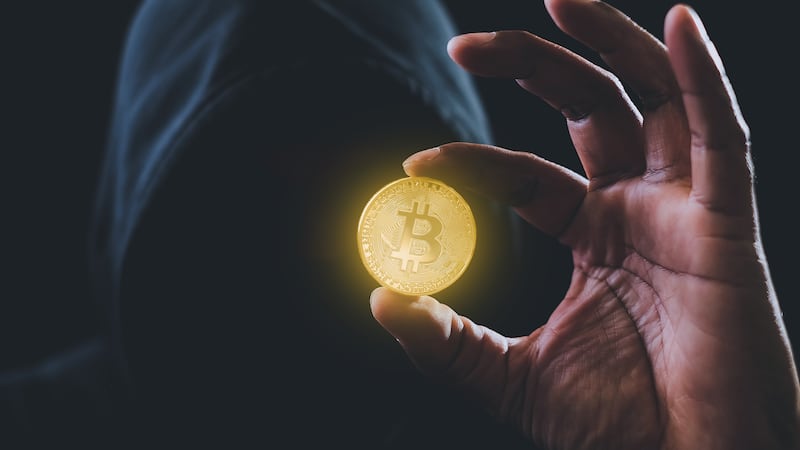 Redes chinas lavan dinero del Cártel de Sinaloa con criptomonedas