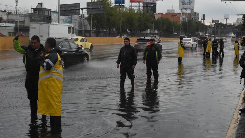 Lluvias en CDMX dejan encharcamientos: ¿Cuáles son las zonas afectadas este sábado?