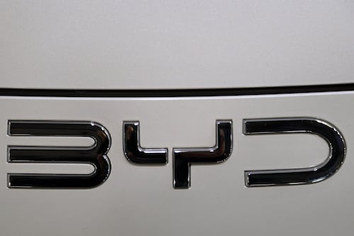 Tiempo de ‘vacas flacas’ para BYD: Acelera endeudamiento en medio de crisis de ventas