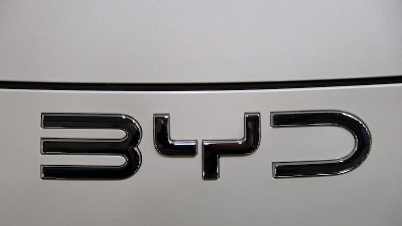 Tiempo de ‘vacas flacas’ para BYD: Acelera endeudamiento en medio de crisis de ventas