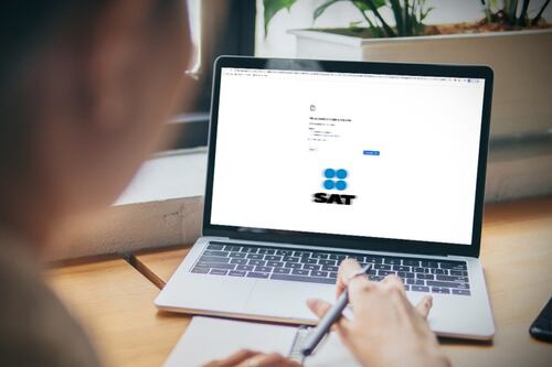 ¿Cómo puedes tramitar la cédula profesional con la e.firma del SAT?
